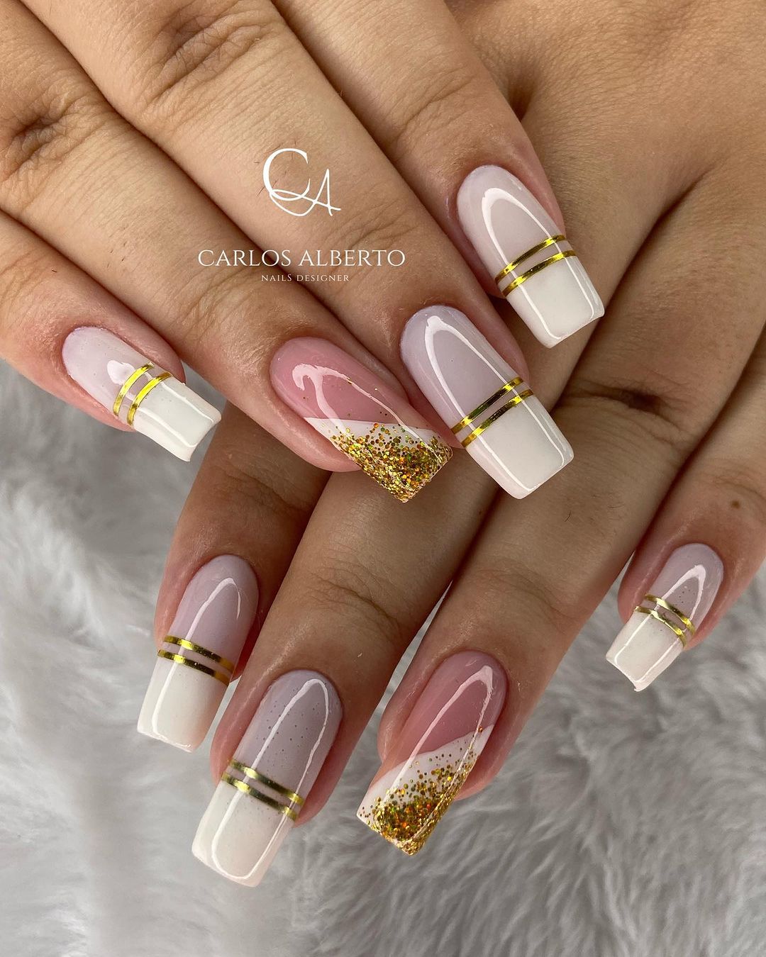 Combinações Perfeitas: Cores de Esmalte que Harmonizam com Dourado