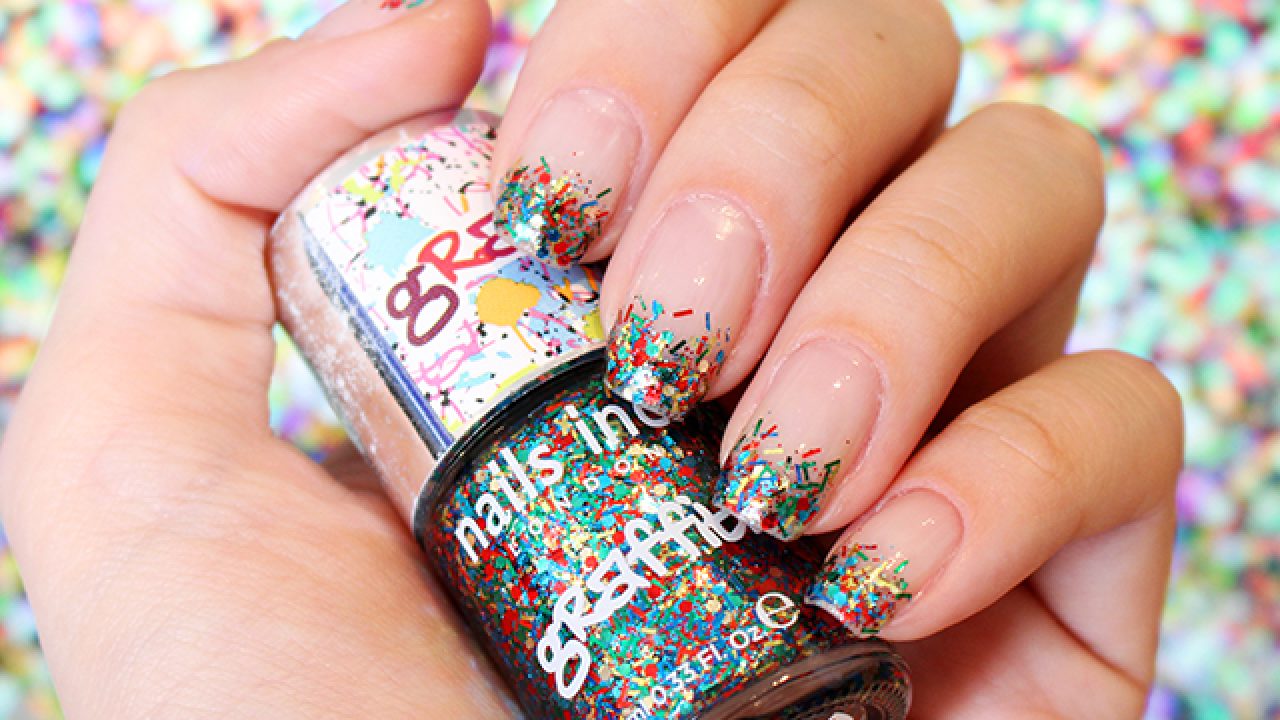 Nail Art de Carnaval: Ideias Criativas com Glitter e Confete