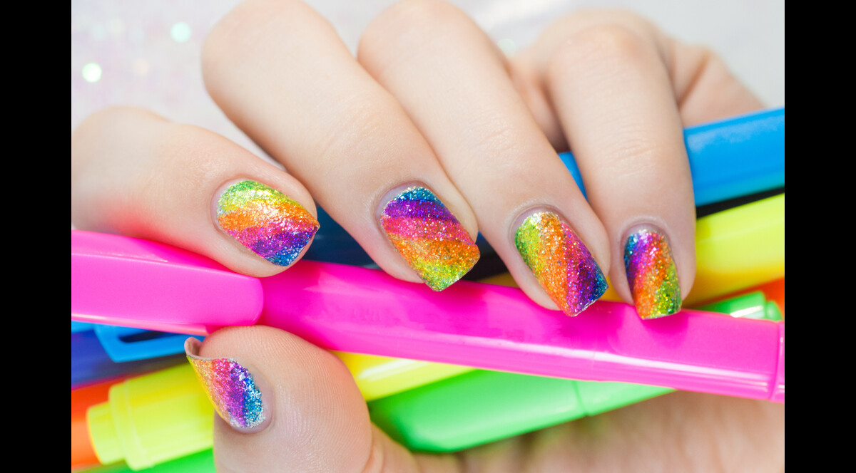unhas para o carnaval