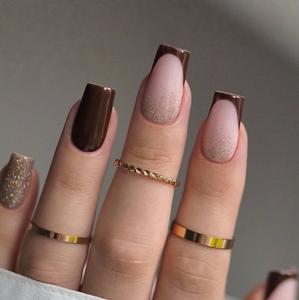 Cyber Tribal Nails: O Estilo Futurista que Está Bombando