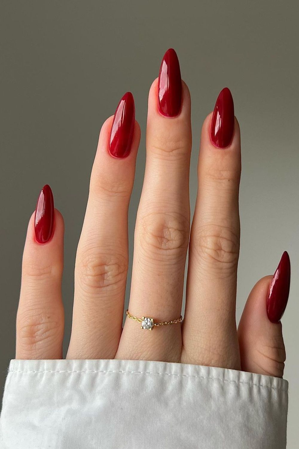 Como escolher o formato ideal para suas unhas vermelhas