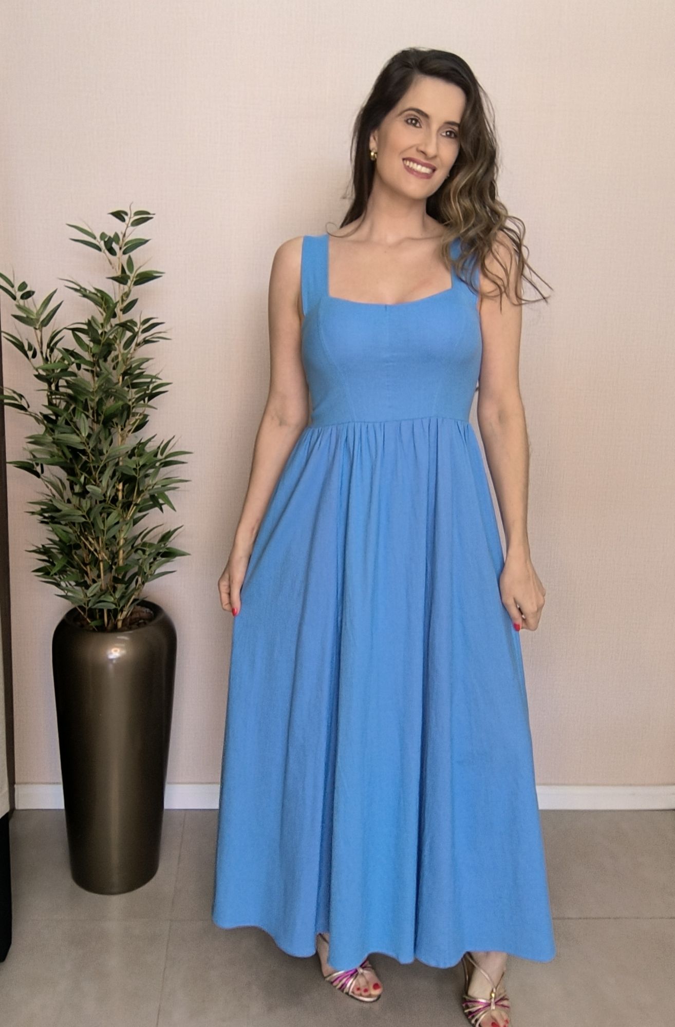 vestido longo metalizado