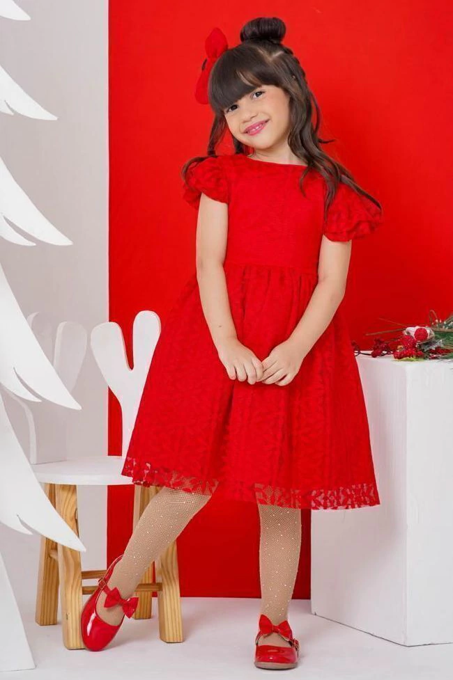 Como Combinar seu Vestido Vermelho de Natal: Dicas de Cores