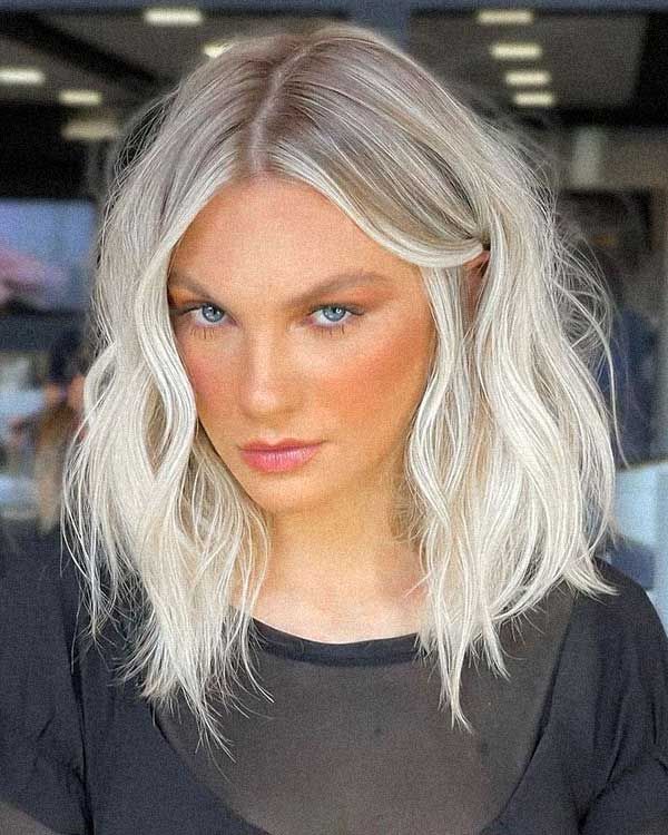 cabelo platinado longo
