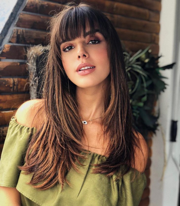 butterfly cut cabelo liso
