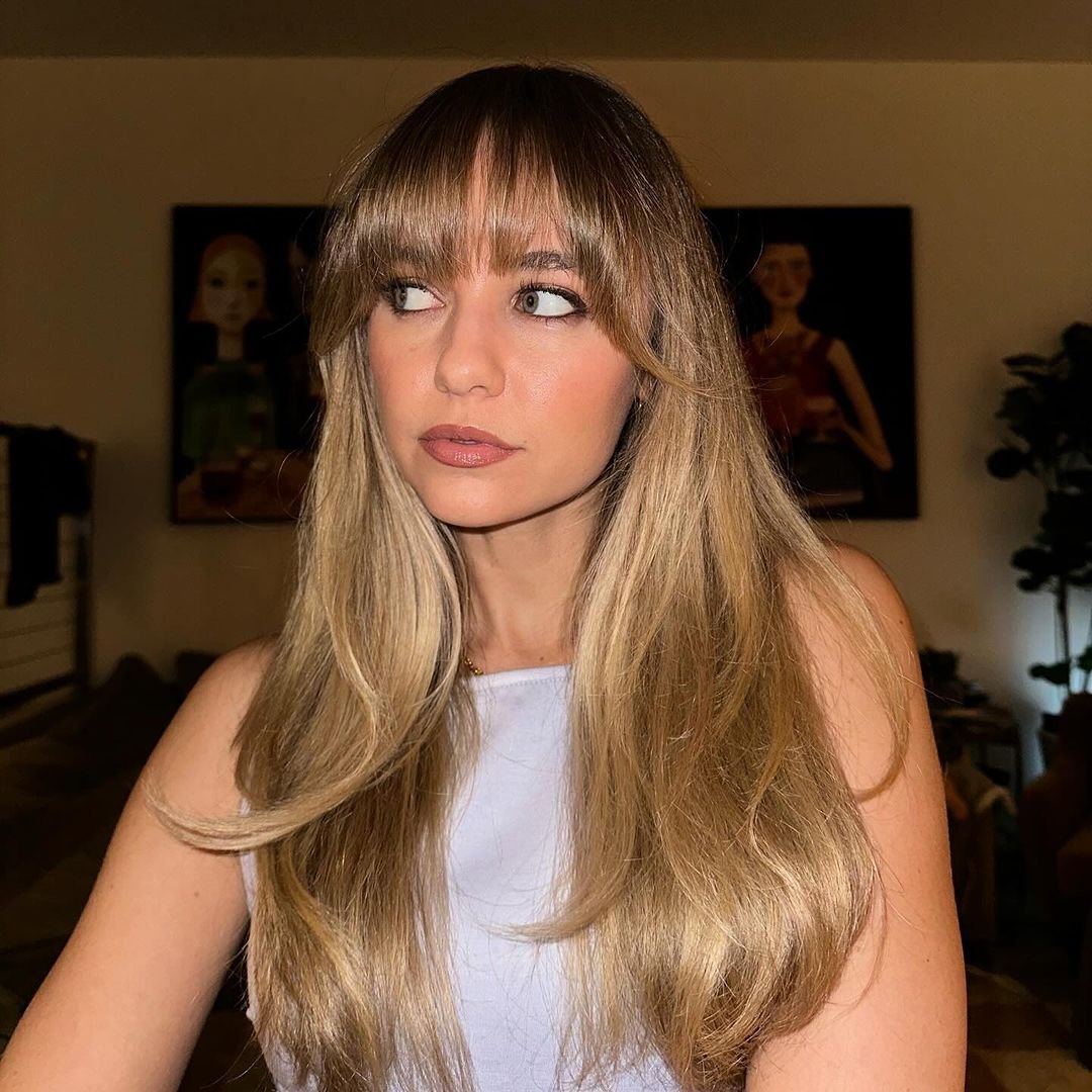 blunt cut cabelo liso longo