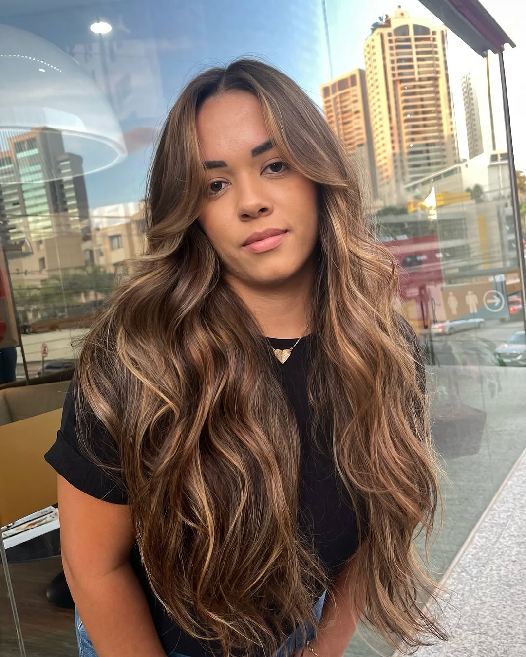 corte em V cabelo longo liso
