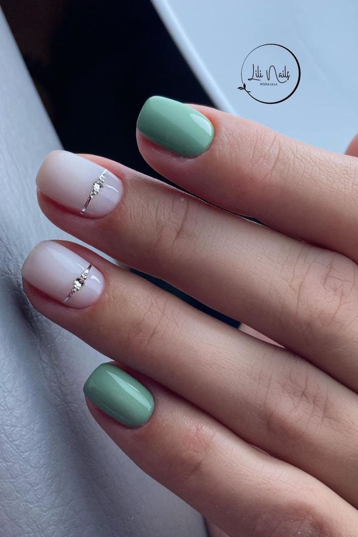 unhas curtas francesinha