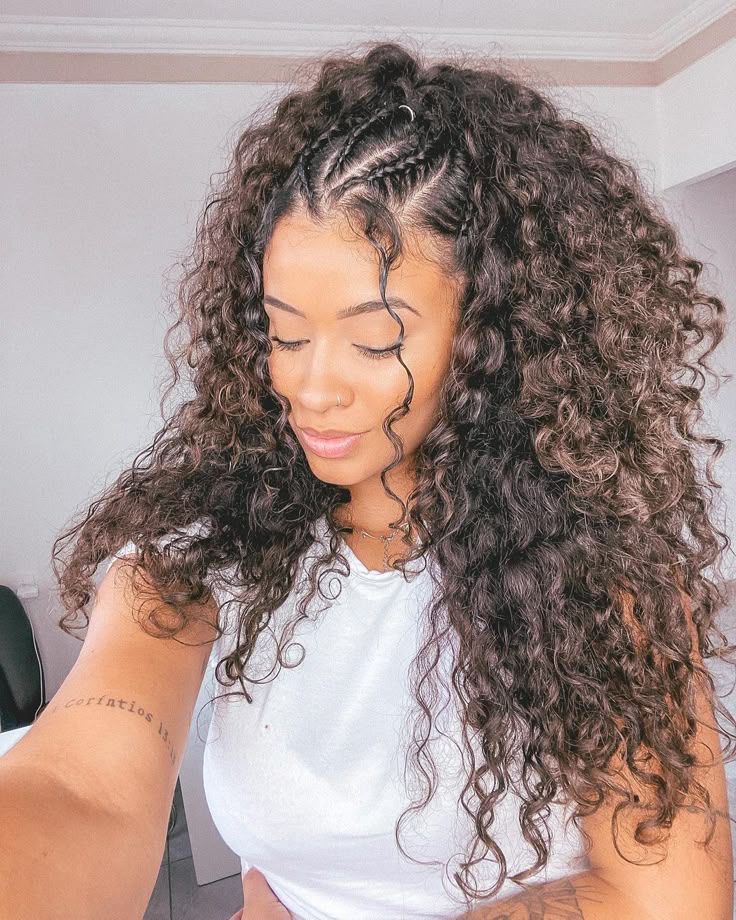 como prender cabelo cacheado