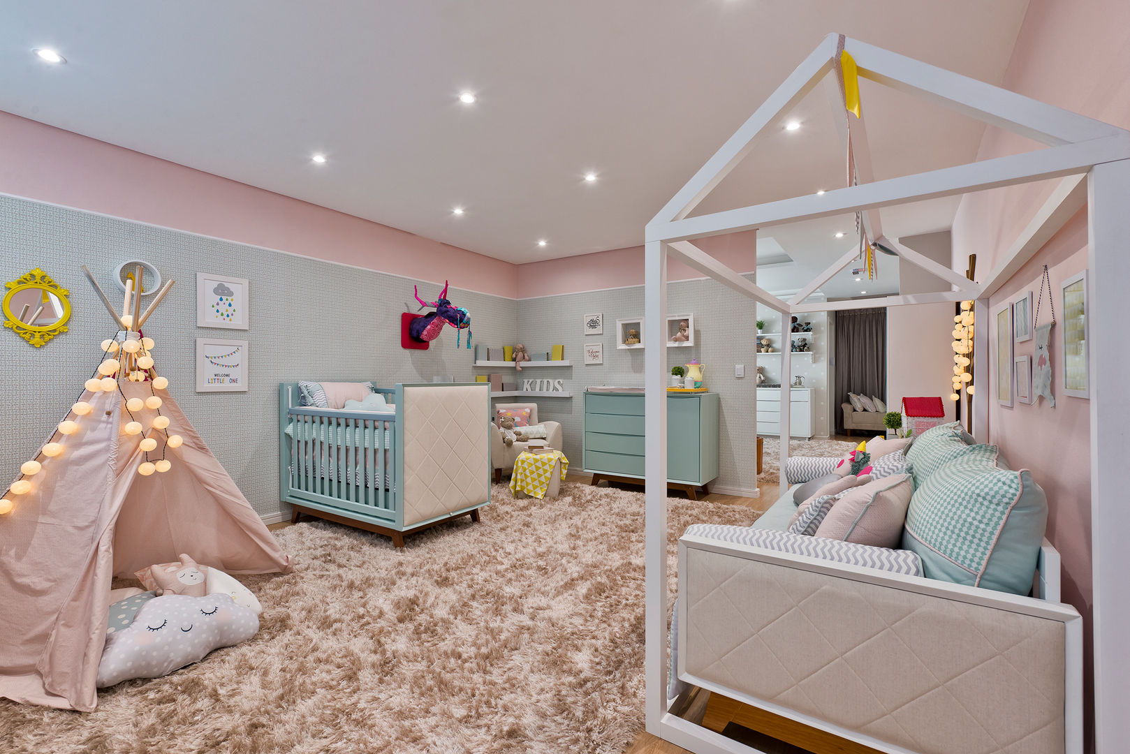 quarto de bebê aconchegante feminino
