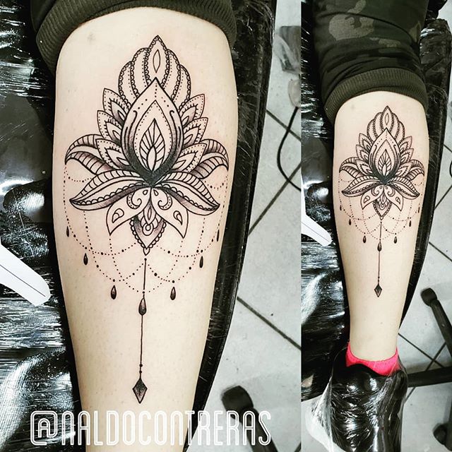 tatuagem minimalista panturrilha