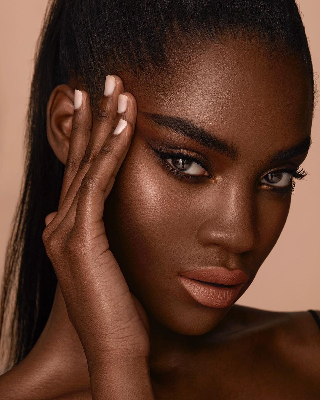 pele negra escura